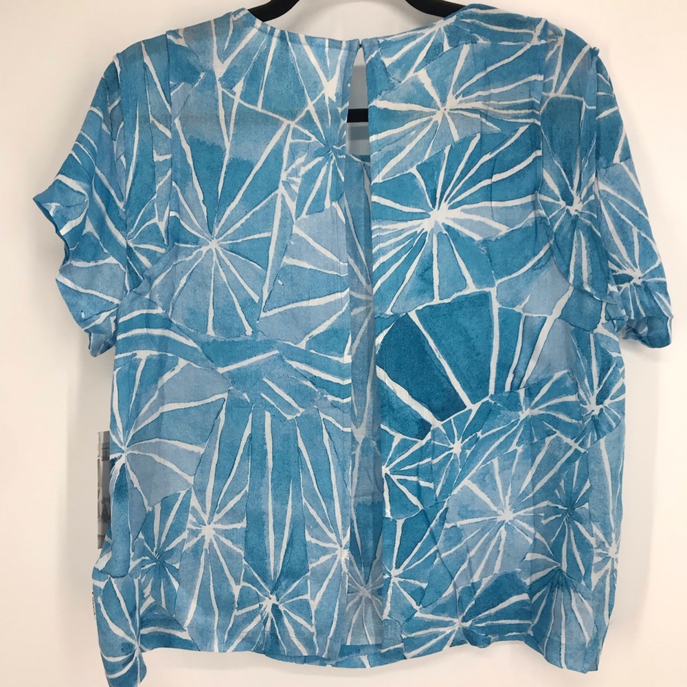 RVCA Michelle Blade Shutter Print Crop Top Open Back NWT Size L - Picture 7 of 12